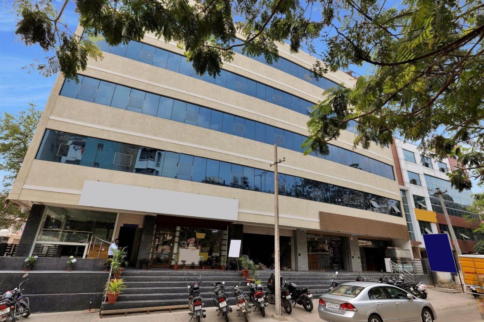 Collection O Gravity Hotel Hyderabad Exterior photo